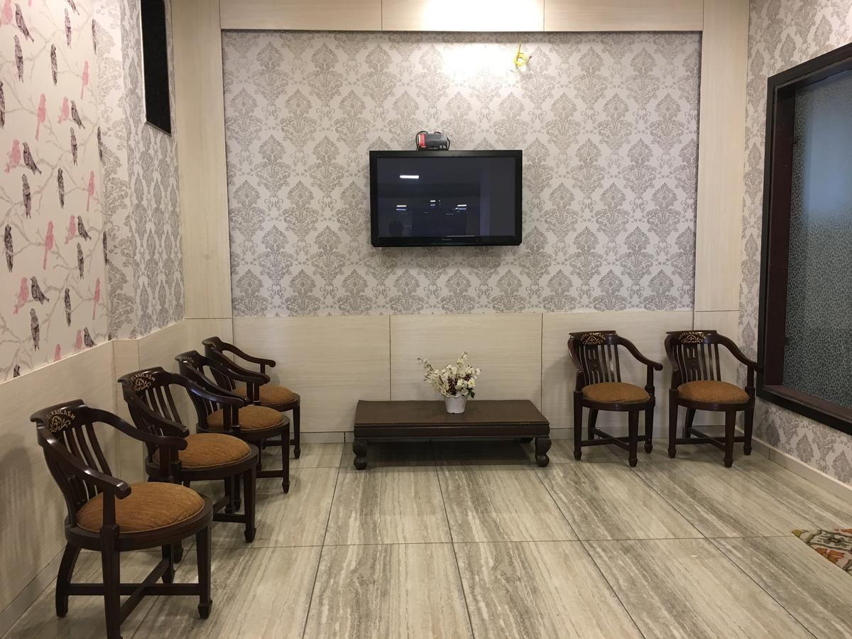 Kailash Presidency Hotel Bhopal Bagian luar foto