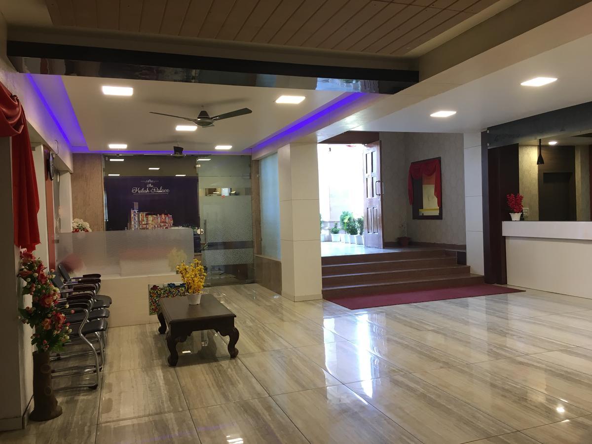 Kailash Presidency Hotel Bhopal Bagian luar foto